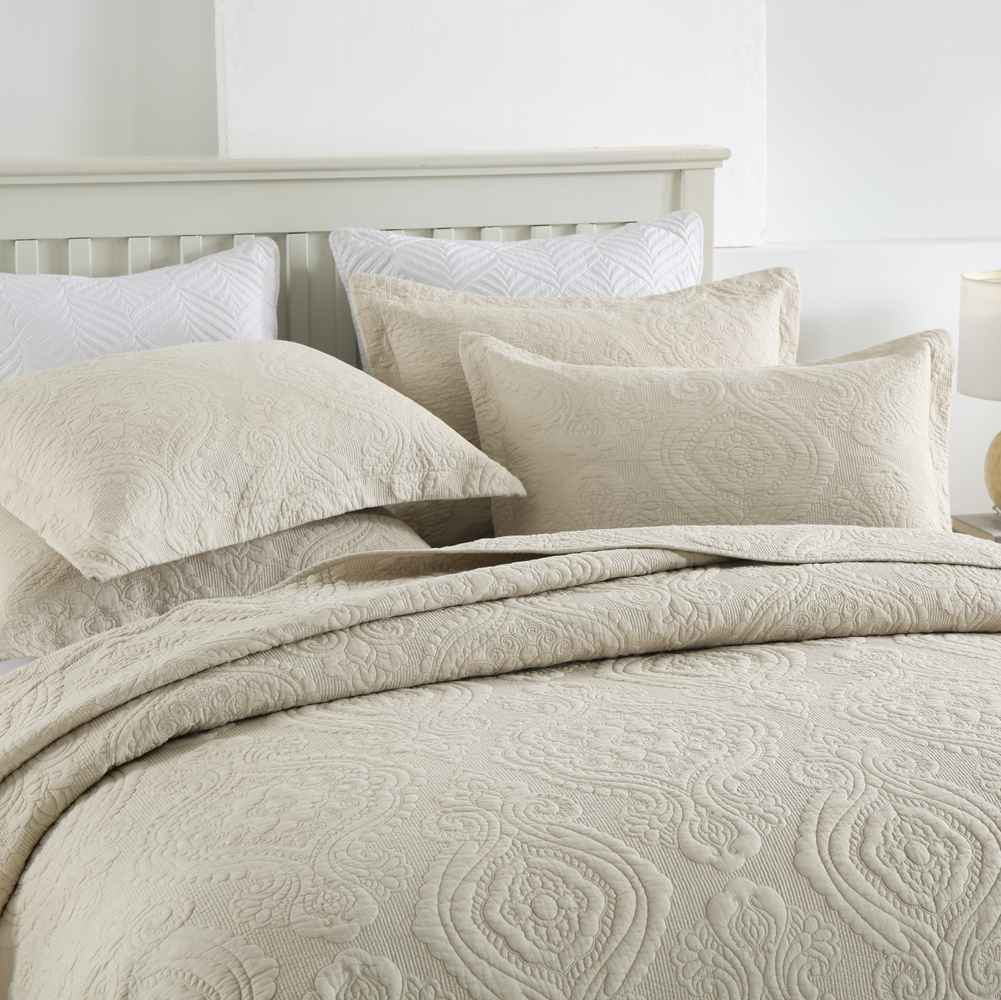 Encrypted Quilting Quilt Set Damascus